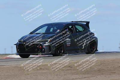 media/Oct-04-2025-OnGrid (Sat) [[44bd565ffa]]/Pink Group/Grapevine/